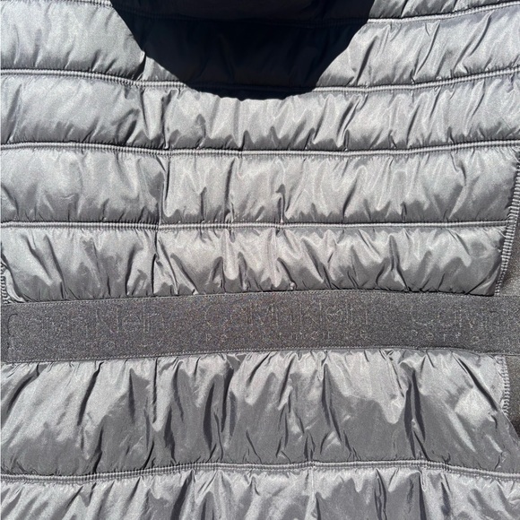 Jacket - Picture 8 of 9